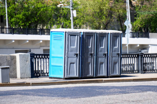 Best Portable bathroom rental  in Iowa, LA